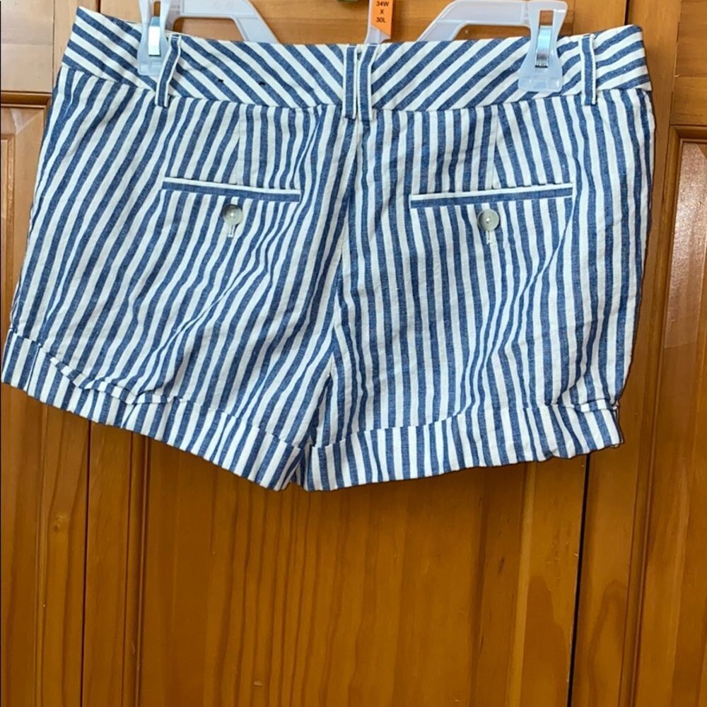 Express Striped Linen Shorts - Picture 2 of 2